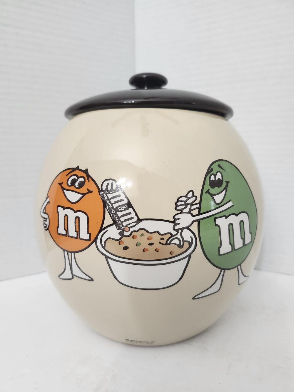 Vintage 1982 M&M Ceramic Cookie Jar Mars Inc Baking Graphics